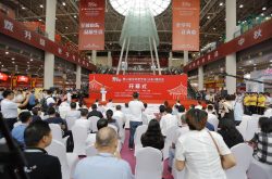 孔子学堂走进中华老字号博览会，传统文化熠熠生辉