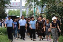 临沂市“致富女能人”齐聚高峰头镇御园农场研讨致富经验