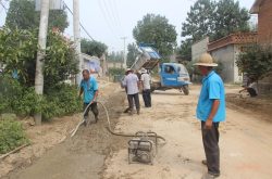 磁窑镇刘家洼村：“第一书记”把路修到百姓家门口