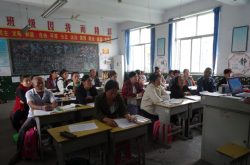 宁阳县蒋集镇吕庄小学开展“家庭是孩子成长的终身学校”家庭教育专题讲座活动