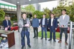 家家悦&大宝共同举办2024“城市之美 以爱守护”关爱环卫工人公益捐赠活动