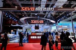 动力电池最新出炉：全能龙头领跑全球产业升级